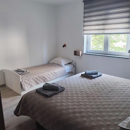 Apartman Levi Pula Exteriör bild