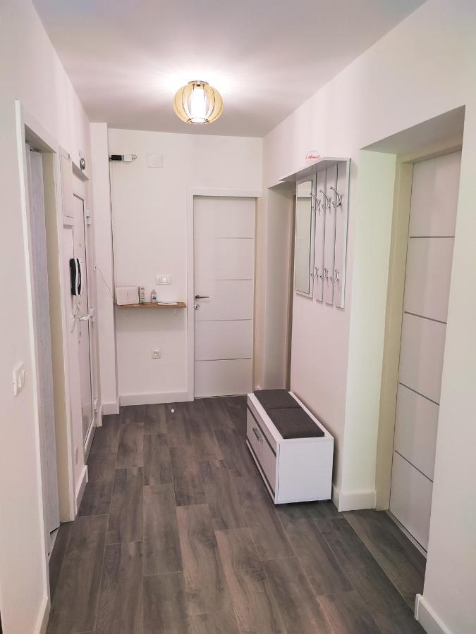 Apartman Levi Pula Exteriör bild