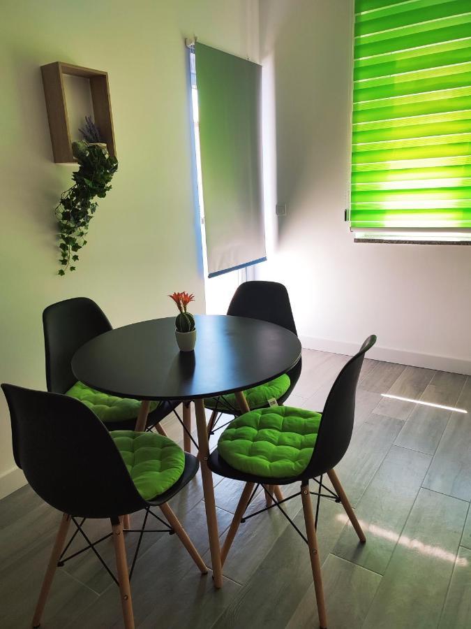 Apartman Levi Pula Exteriör bild